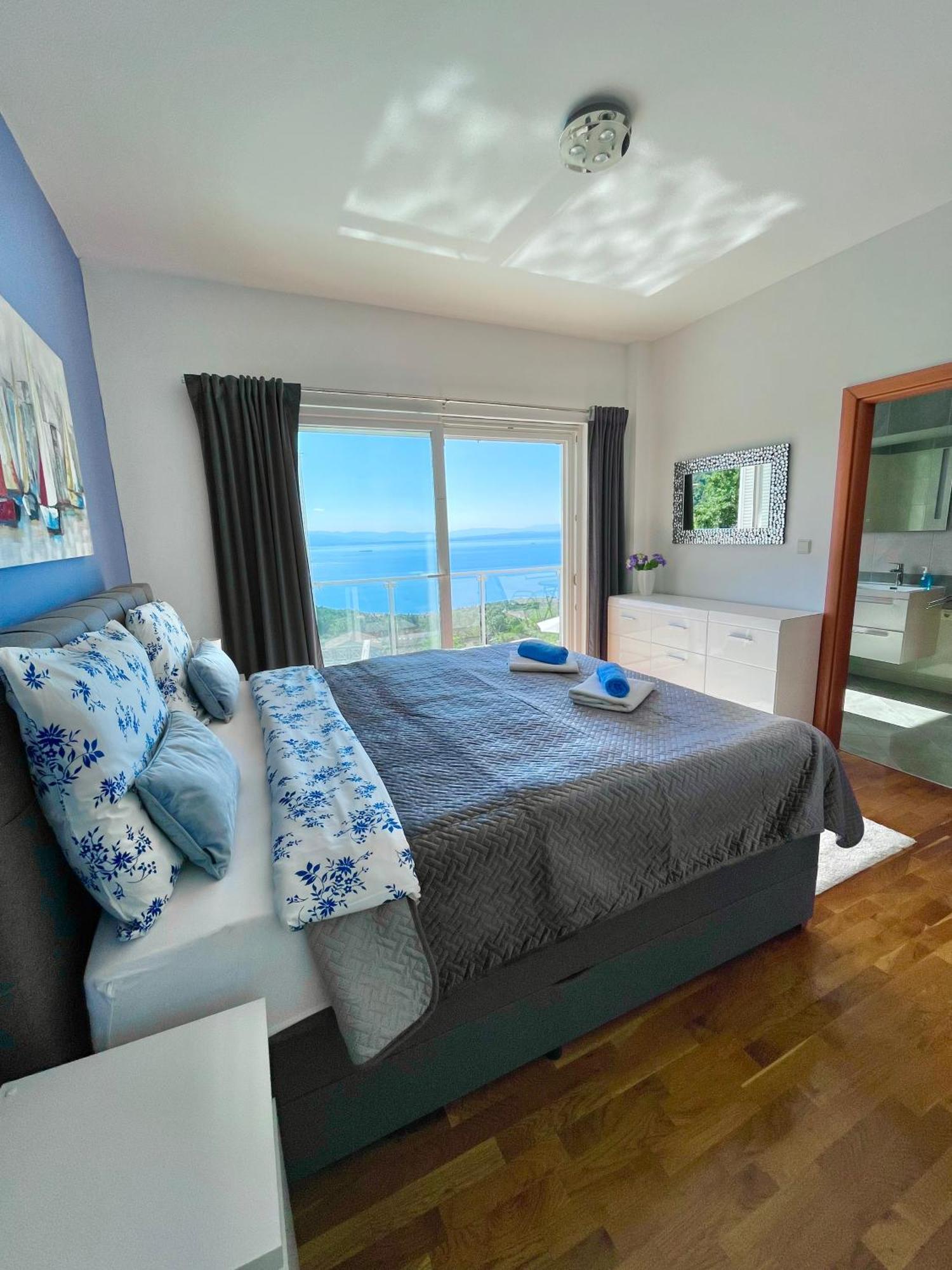 Luxury Villa Eternity - Marvelous Sea View - Box Spring Beds - Opatija-Poljane Exterior photo
