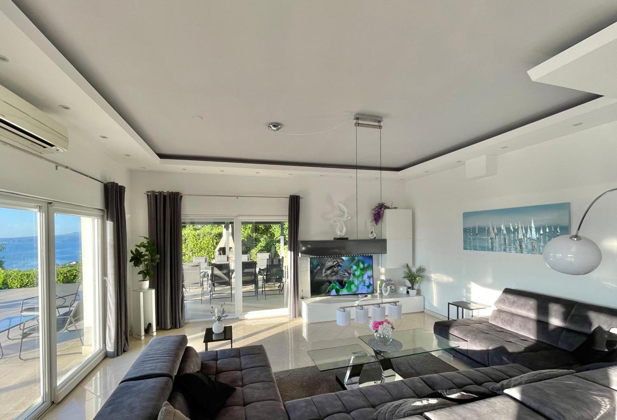 Luxury Villa Eternity - Marvelous Sea View - Box Spring Beds - Opatija-Poljane Exterior photo